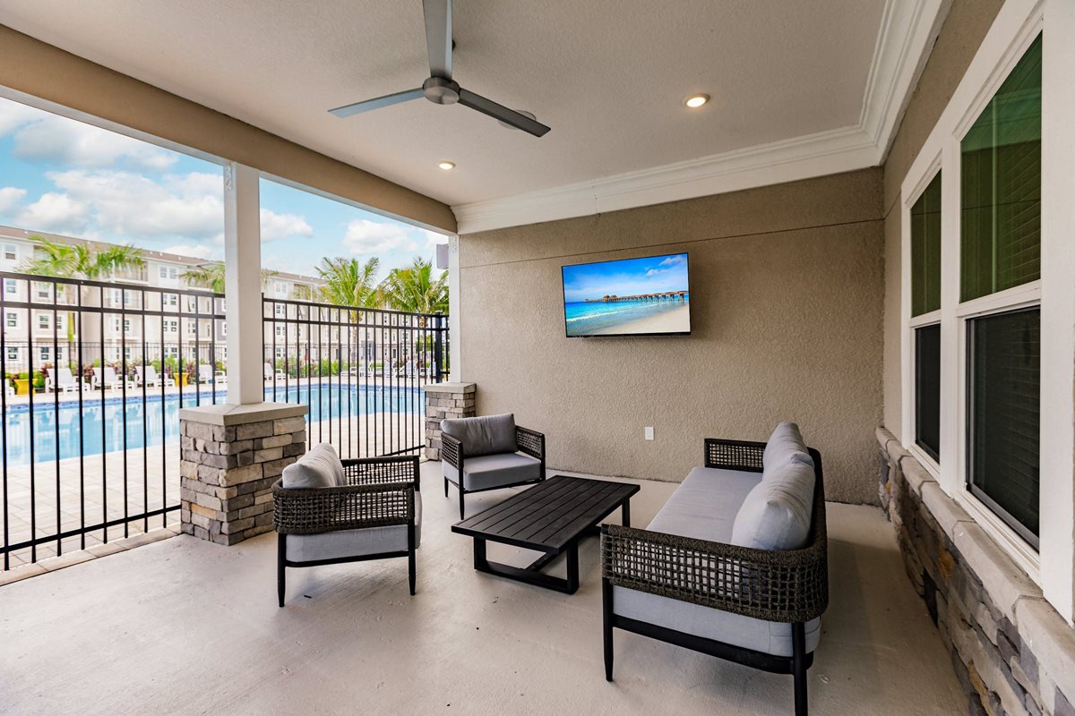 Vantage Apartments